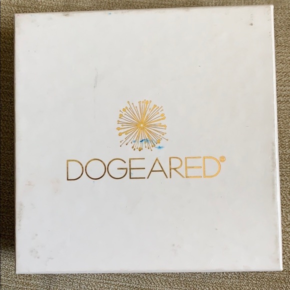 Dogeared friendship knot necklace - Picture 5 of 9